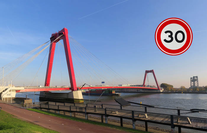 Maximumsnelheid van 30 kmph op Willemsbrug